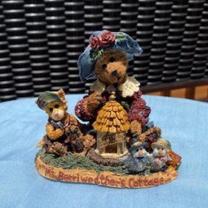 Vintage Boyds Bear Bearstone Ms Berriweather’s Cottage